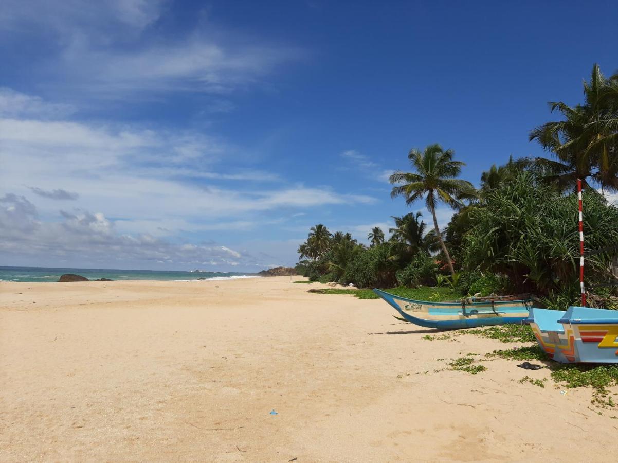 Dollyz Home - Sri Lanka Амбалангода Экстерьер фото